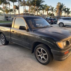Toyota Tacoma