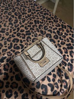 guess bag