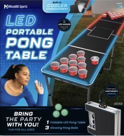 Beer pong table