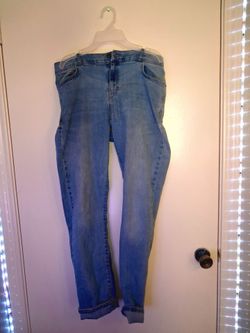 Light Wash Skinny Jeans