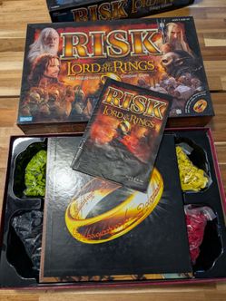 (BR/G) Parker Brothers Risk: The Lord of the Rings Board Game (see all photos)