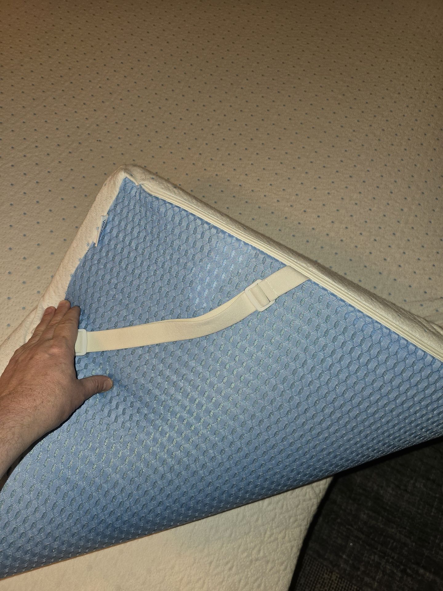 Viscosoft High Density memory foam mattress topper Queen