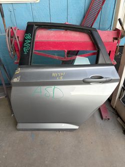 Jetta door