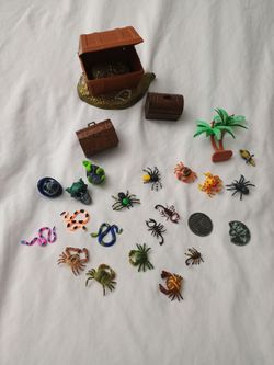 AQUARIUM MINIATURES (TOYS)
THESE MINIATURES