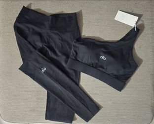 Alo  black outfit