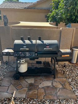 Char-Griller Texas Trio 4-Burner Dual Fuel Gas AND Charcoal Combo Grill w/ Smoker- Includes Tank
