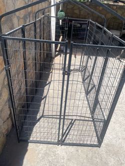 Dog kennel