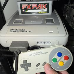 SUPER FAMICOM WITH EVERDRIVE 