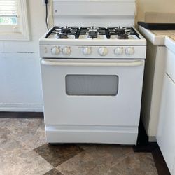 GE 5 Burner Stand Alone Range