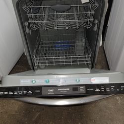 Frigidaire Dishwasher 