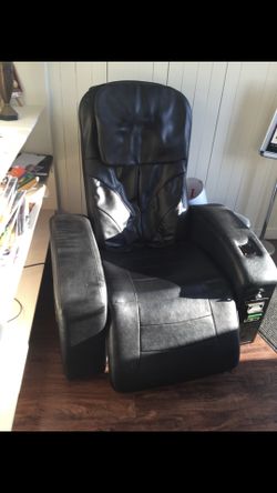Vending Massage Chair Dollar Bills Only!