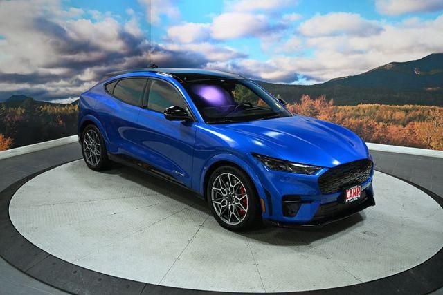 2025 Ford Mustang Mach-E