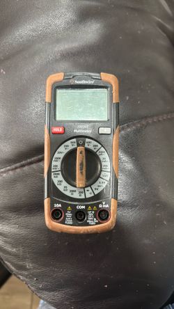 Southwire 10030s Multimeter Volt AC/DC Tester CAT III 600V W/Leads