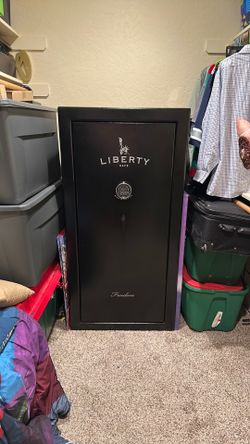 24 gun liberty safe