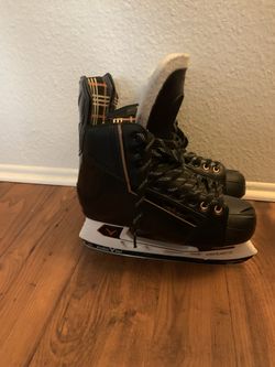 Verbero Ice Hockey Skates. Size 9.5