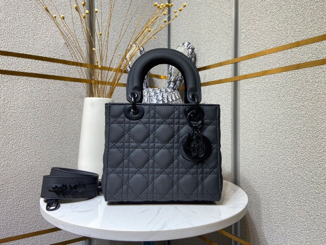 Lady Cannage 2WAY Handbag Black W8.3xH6.7xD3.1