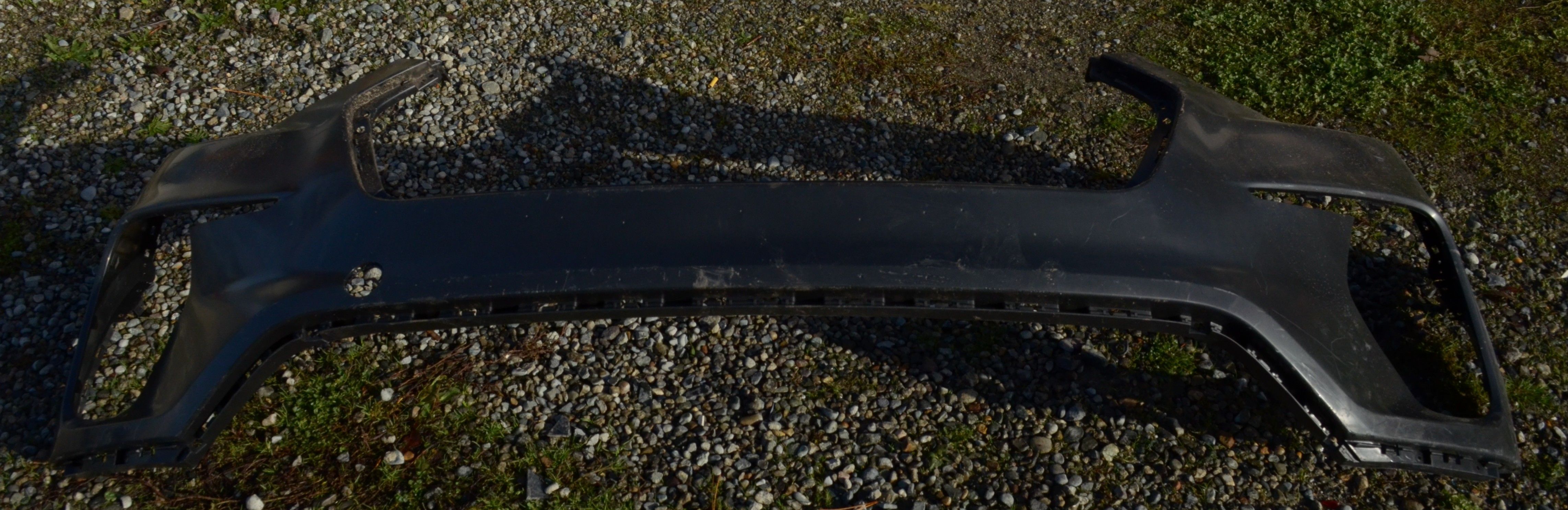 USED REF#U0366 || 2017-2018 HYUNDAI SANTA FE || FRONT BUMPER COVER ONLY 