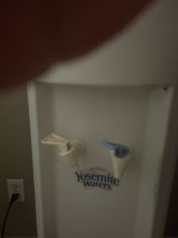 Dispensador para agua de garrafón helada