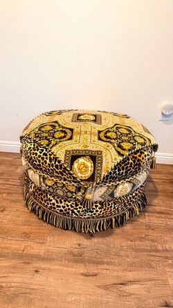 Luxurious Barocco & Leopard Print Decorative Floor Pouf / Ottoman