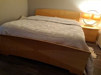 Modern King Size Bed Set