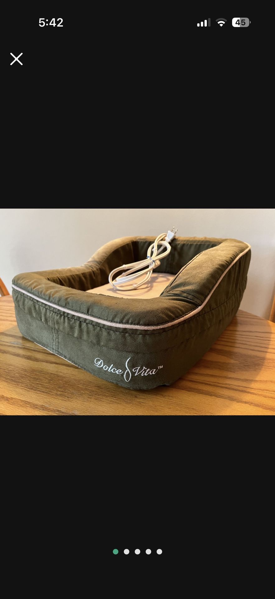 Heated pet bed