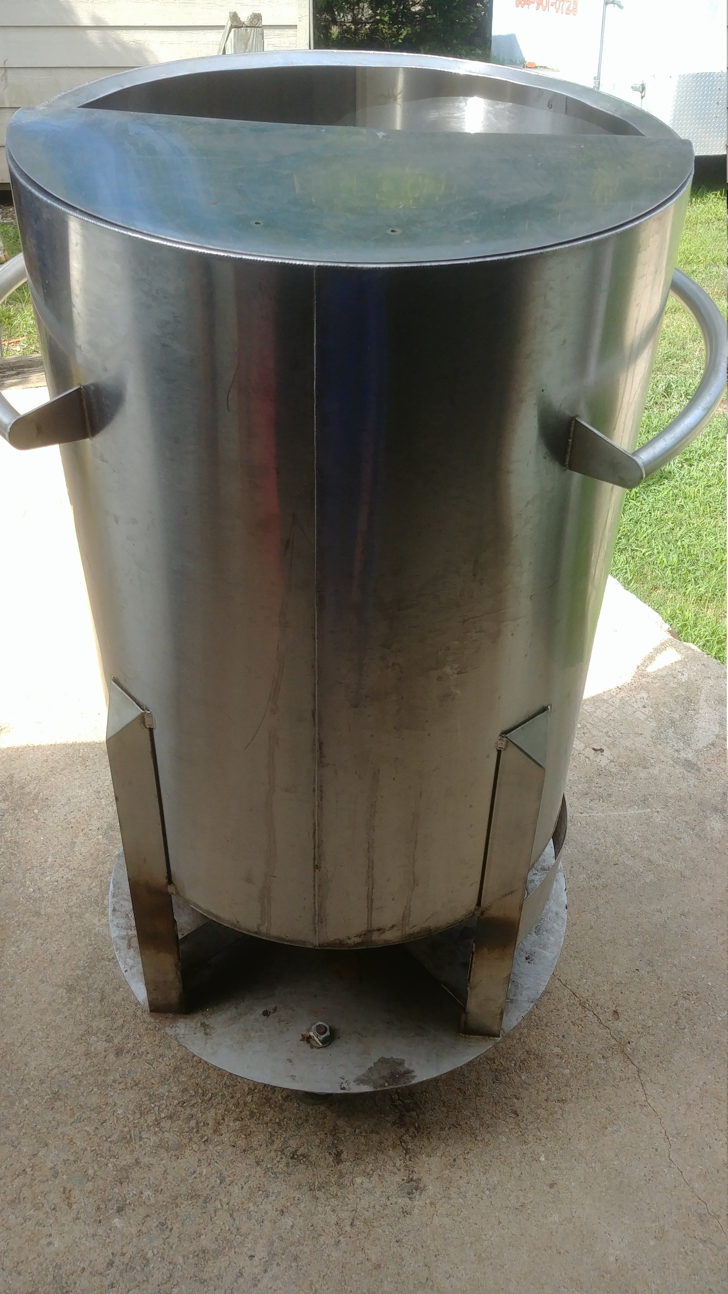 60 Gallon 32" High x 23.5" Wide Boiled Peanut 16 Gauge Stainless Steel Barrel Drum Container Kettle Tank Beer Brewing with Drain