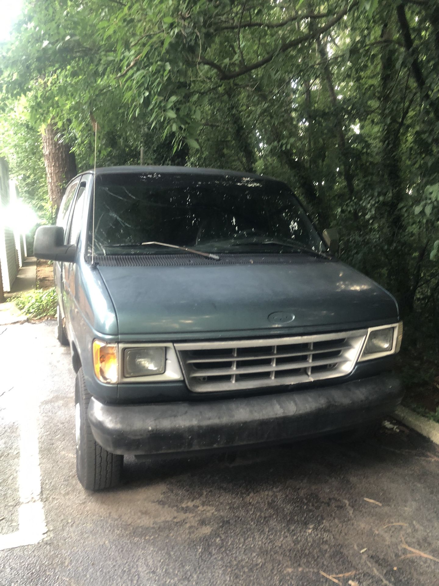 1995 Ford E-250