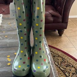 Rain Boots Size 7 New