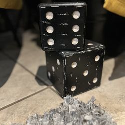 Dice/Dados Decorations (wood Material) 