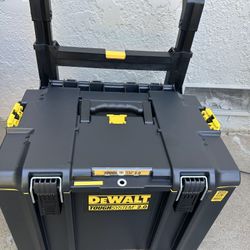 Dewalt Box