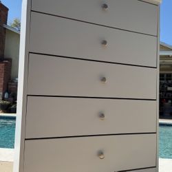White Five Drawer Dresser 