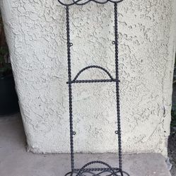 Decorative Metal Plate Rack