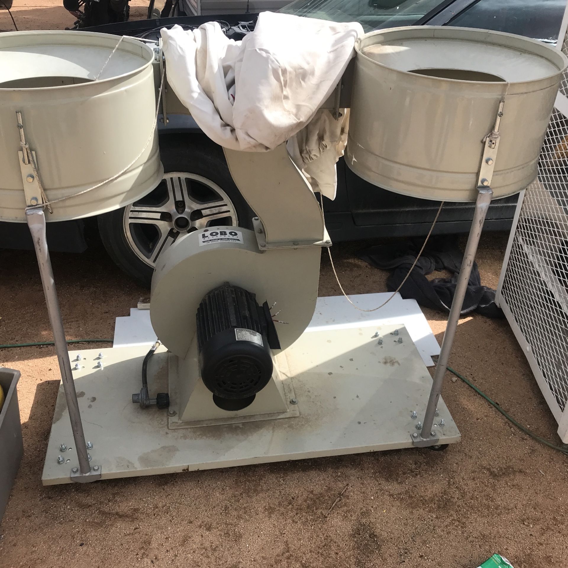 Lobo Machinery Sawdust/ Dust Collecter Like New