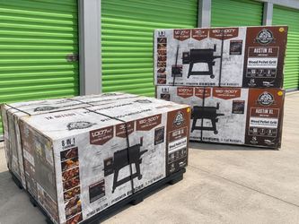 NEW! Pit Boss Smoker