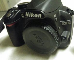 Camera Nikon D3100