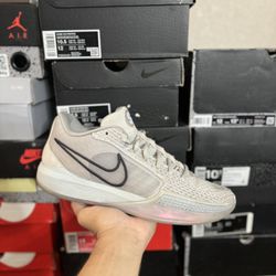 Nike Sabrina 1 Ionic Photon Dust size 12W 10.5M USED But Clean