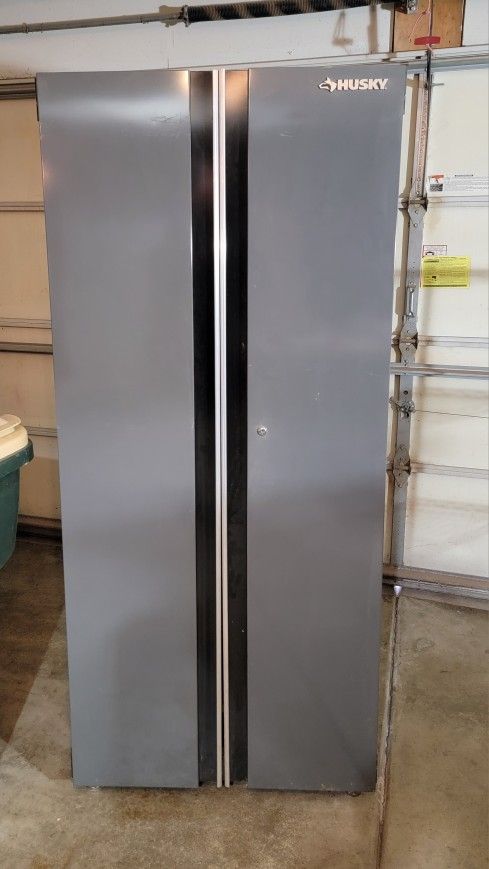 Husky Tool Cabinet / Storage 32"x73"x19"