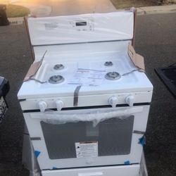 Matching Stove And Microwave 