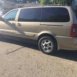 2003 Oldsmobile Silhouette