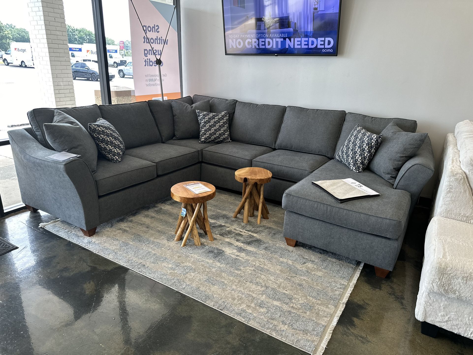 Large WASHABLE Sectional In Grey