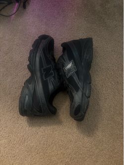 New balances Black