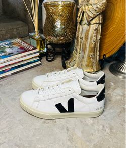 Men’s 11/44 VEJA Campo Leather Extra White Black Sneakers Casual Low Top