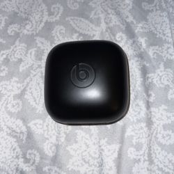 Powerbeats Pro Charging Case 