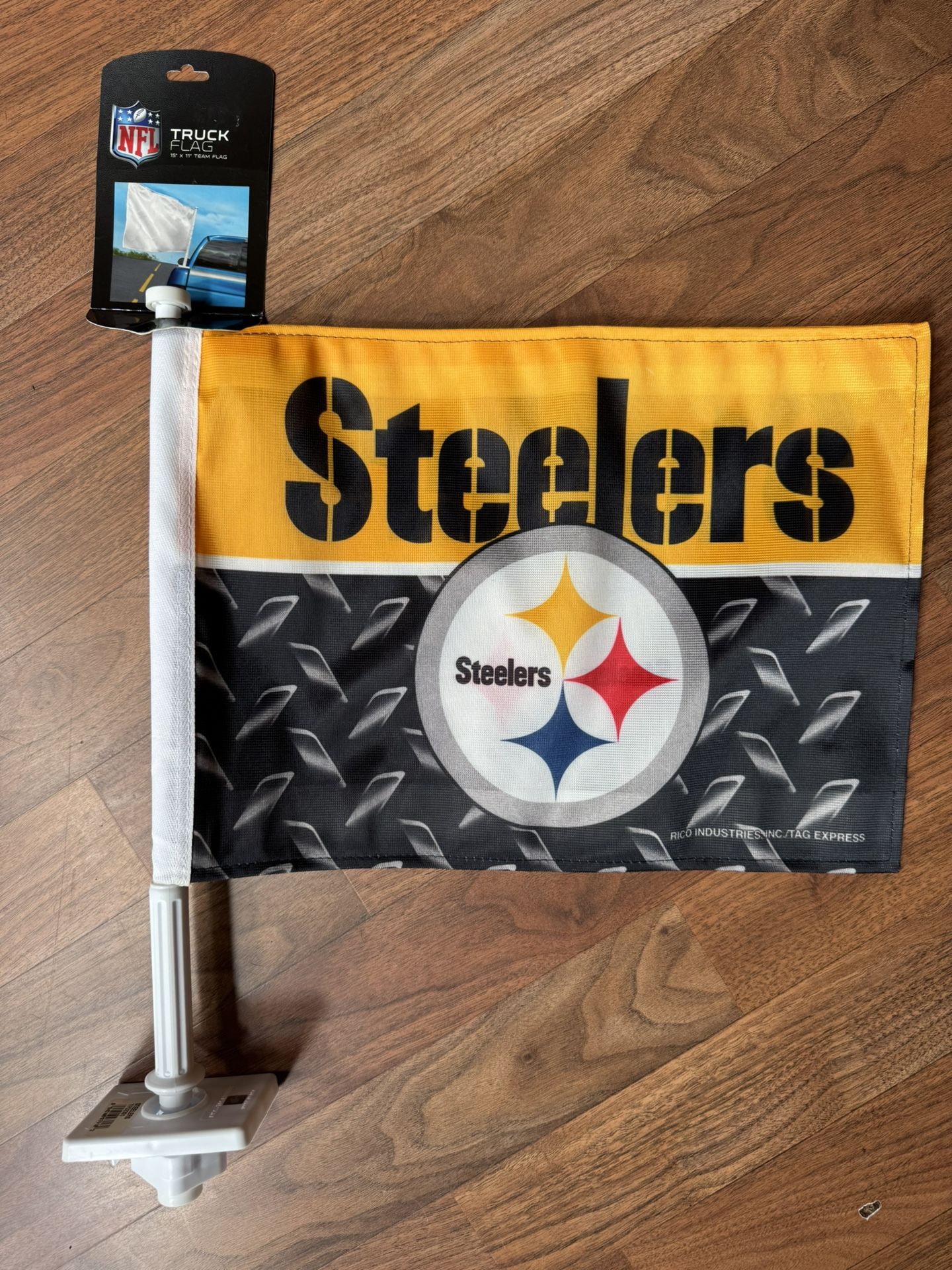 NFL Pittsburgh Steelers Truck Flag 15" x 11" NEW