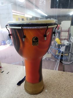 Toca rope djembi 14" with the karabakh dram