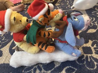 Pooh, Tigger, Eeyore sleigh riders The Dance And Sing