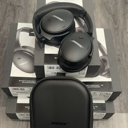 BOSE QuietComfort 45 Noise-Canceling Wireless over-Ear Headphones (Black) > AirPods IPhone Sony Panasonic SkullCandy 