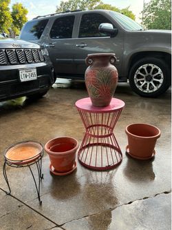 Yard decor and pots