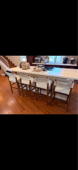 4 barstools