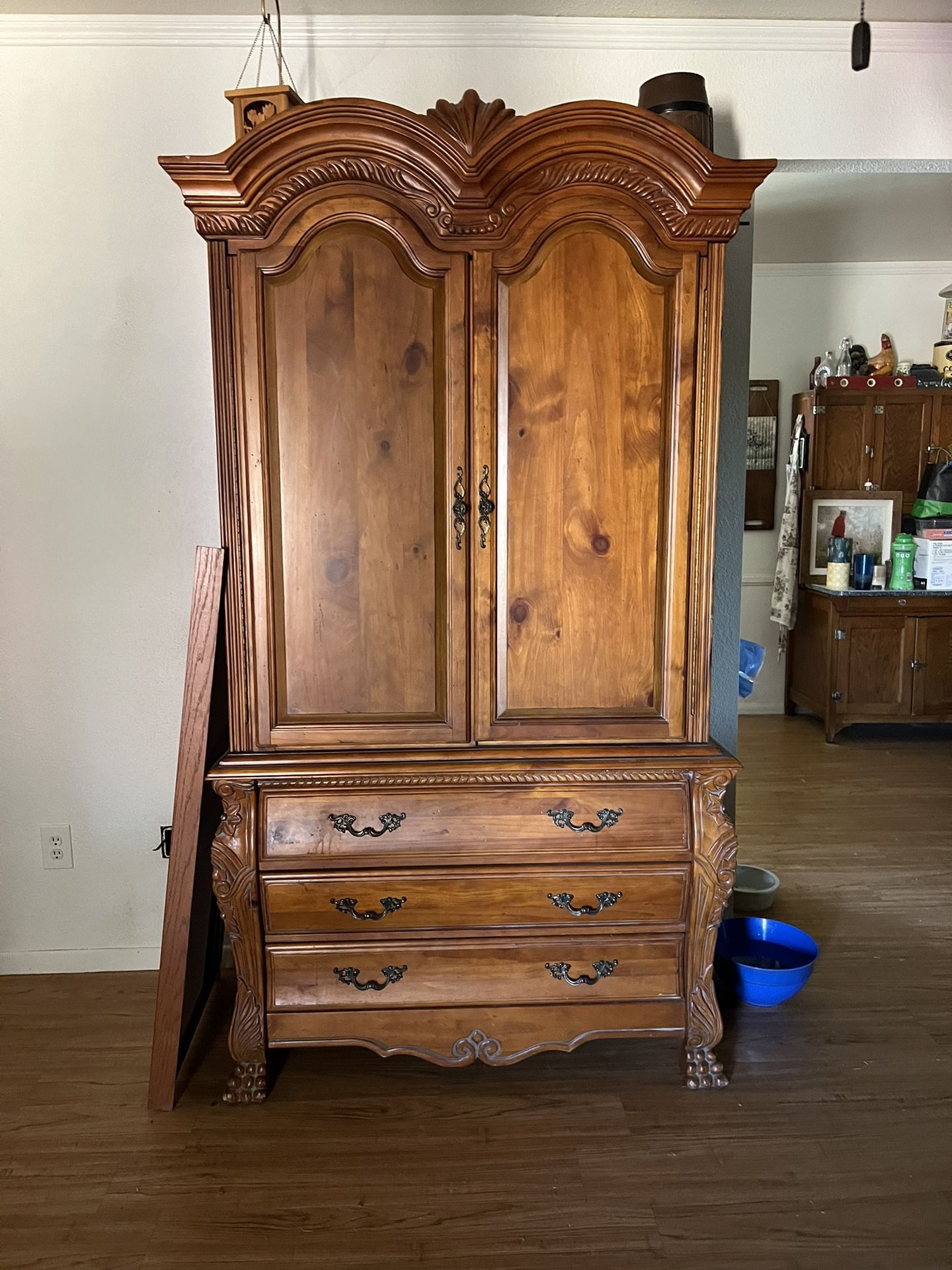 Armoire Cabinet